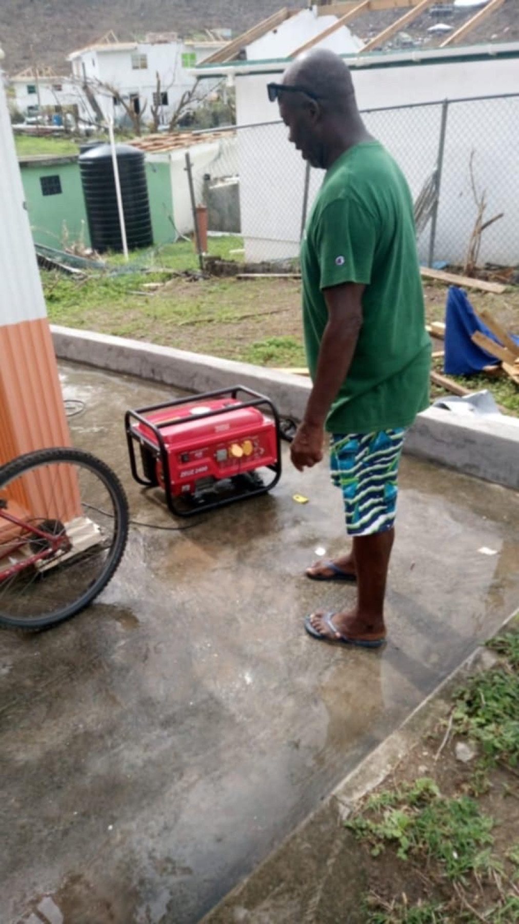 Food and water supplies for island-wide distribution